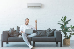shutterstock 1136979338 300x200 - Klimagerät oder Klimaanlage - Tipps zur Anschaffung